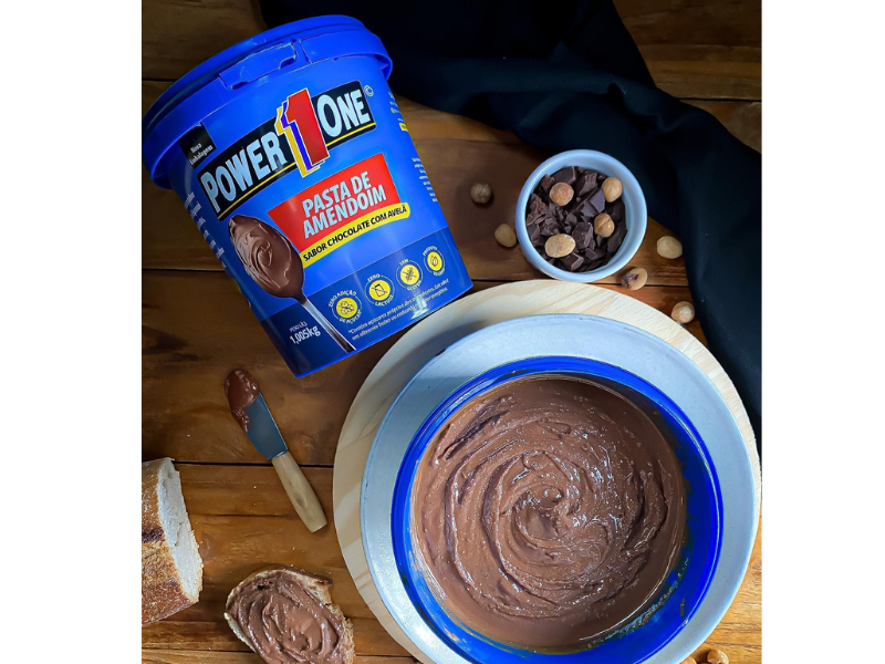 PASTA DE AMENDOIM CHOCOLATE COM AVELÃ 1KG - POWER1ONE